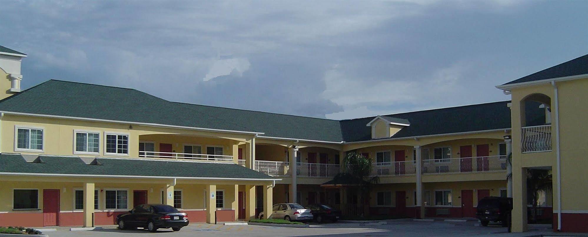 The Symphony Inn & Suites Houston Exterior photo